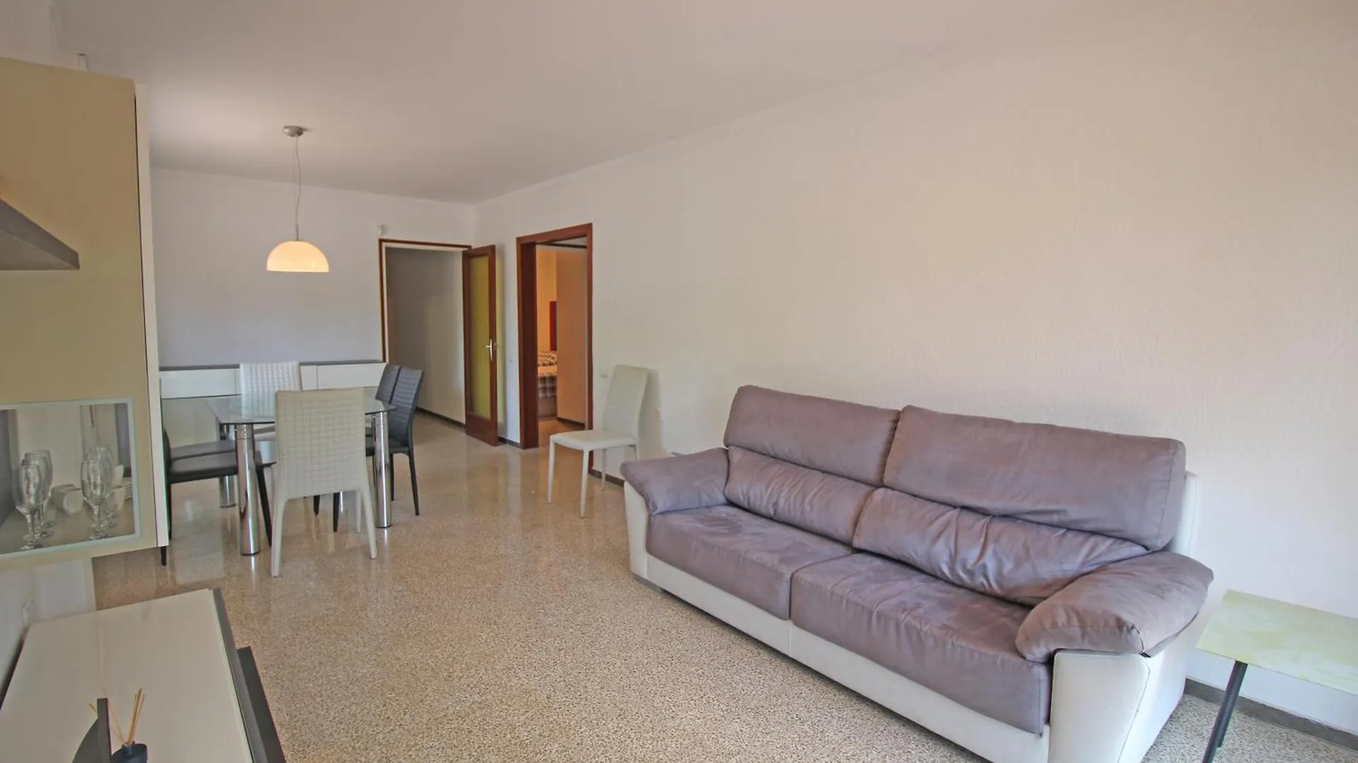 Basic Comfort Apartment Sant Mori 8001 Empuriabrava