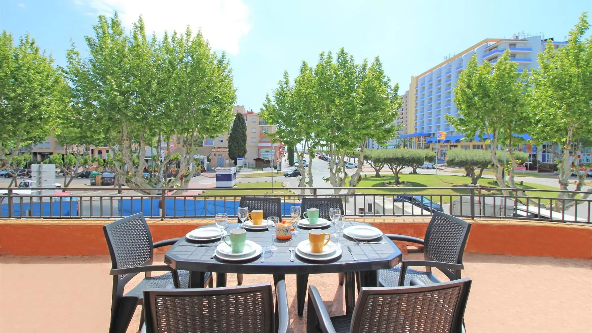 Basic Comfort Apartment Sant Mori 8001 Empuriabrava