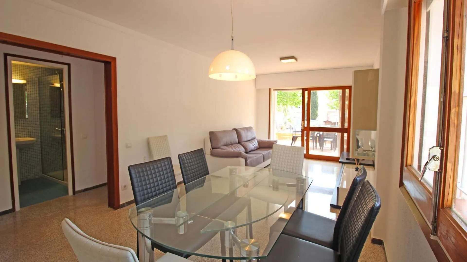 Basic Comfort Apartment Sant Mori 8001 Empuriabrava 0*,  Spain